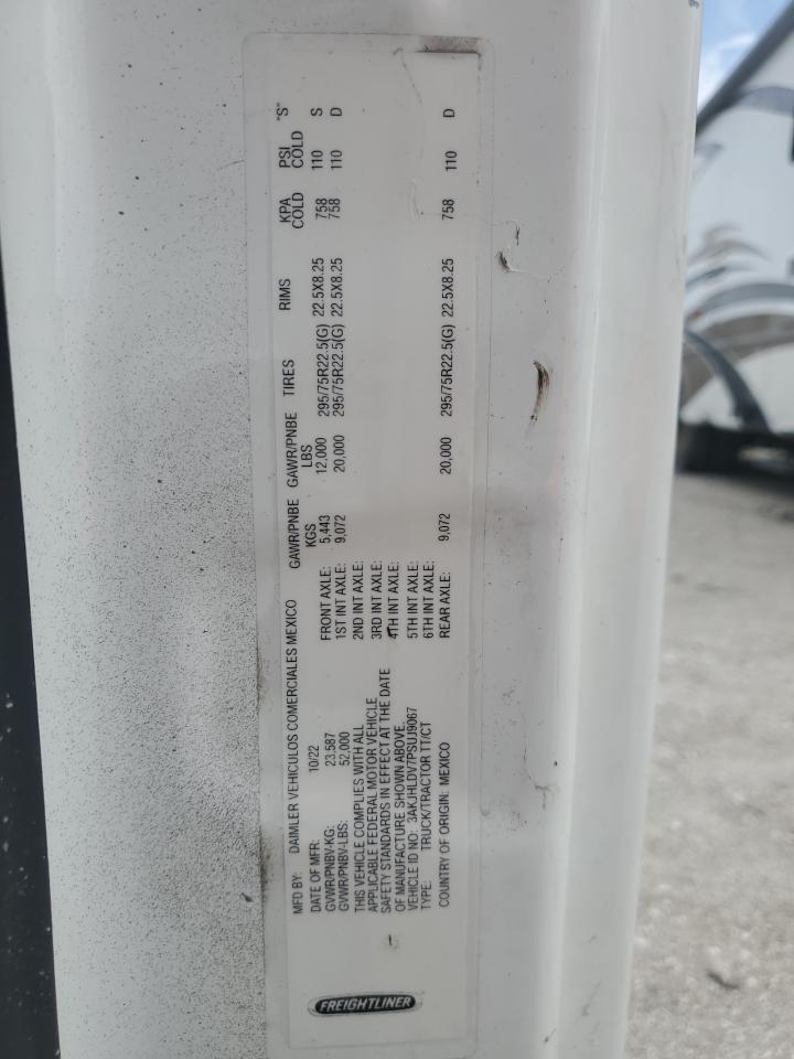 Freightliner Cascadia 1 Image 8