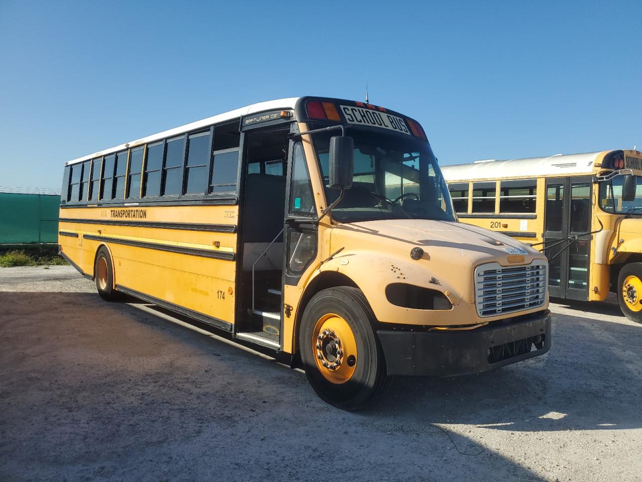 Freightliner Saf-t-line B2b Image 1