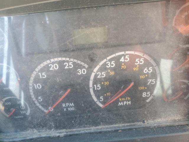 Freightliner Saf-t-line B2b Image 5