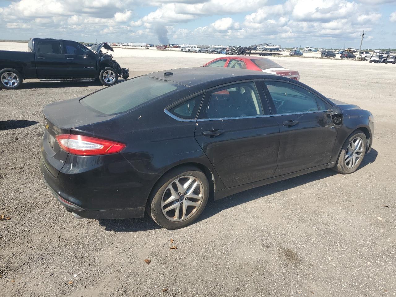 Ford Fusion Se Image 2
