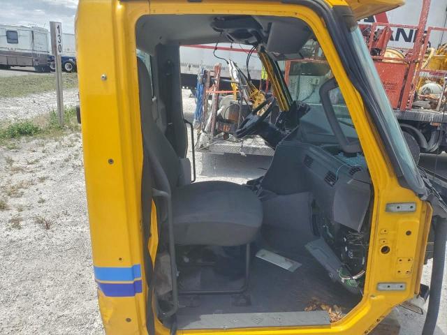 International Lt625 Image 4