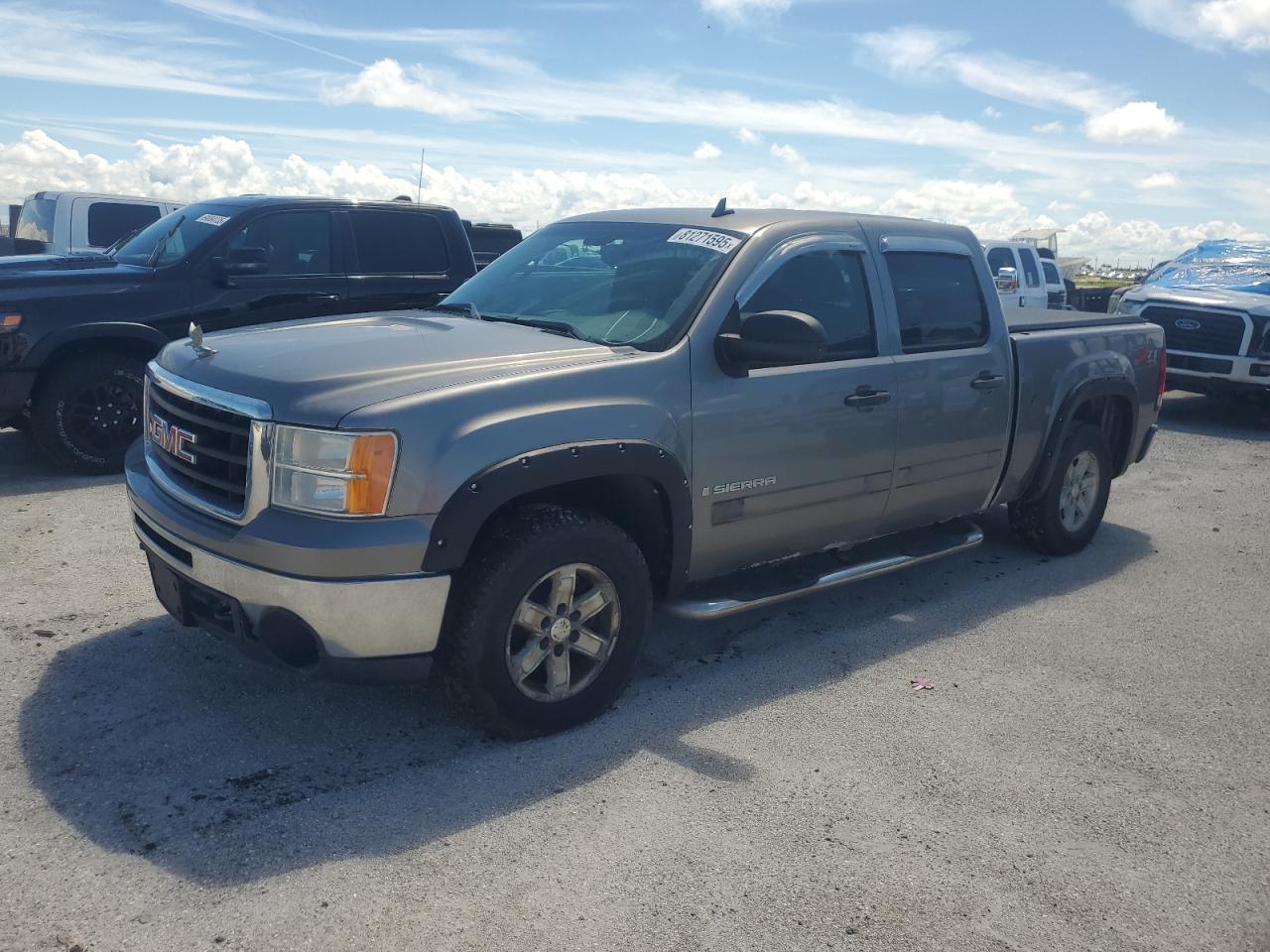 GMC Sierra K1500 Sle Image 3