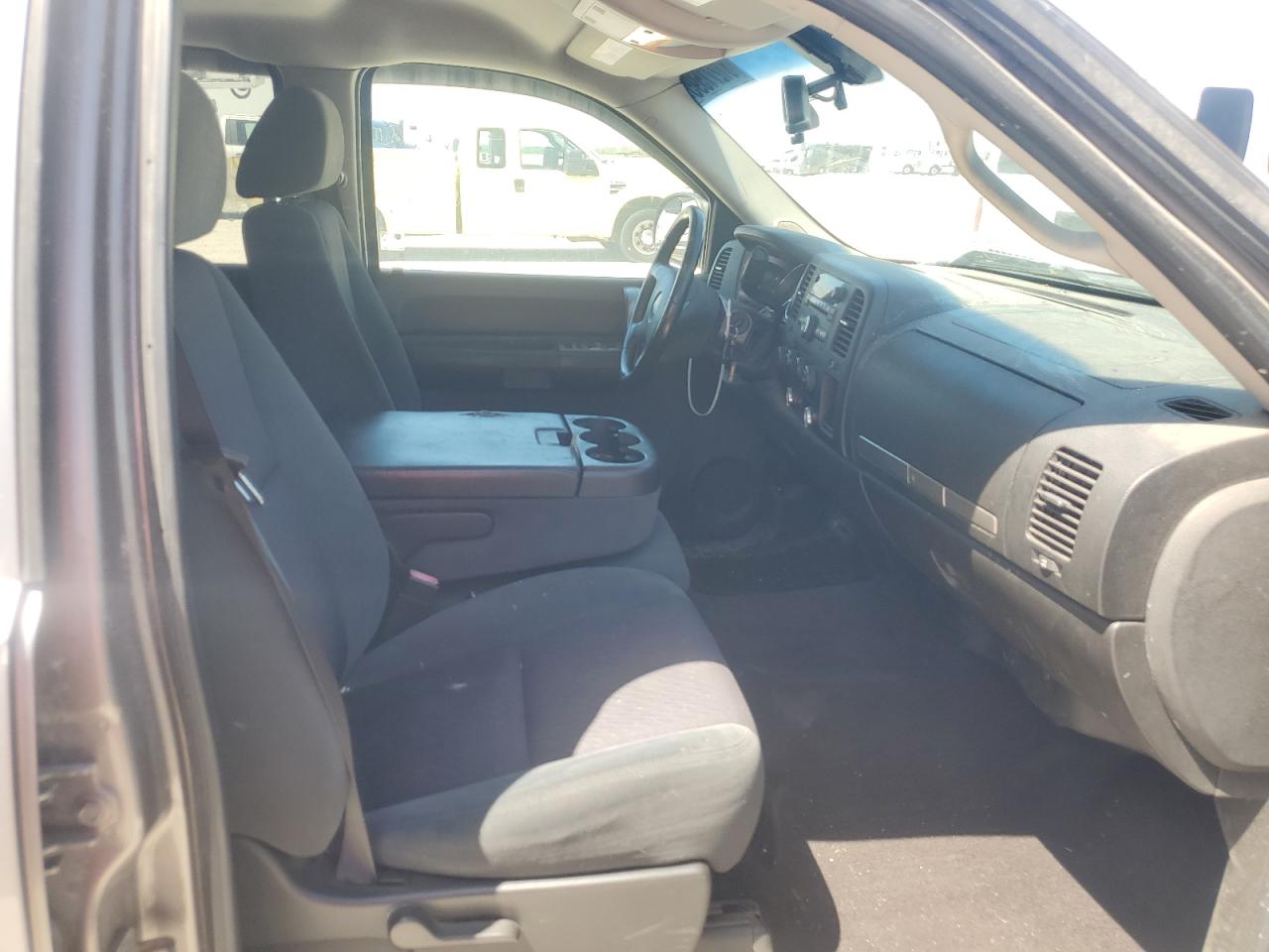 GMC Sierra K1500 Sle Image 4