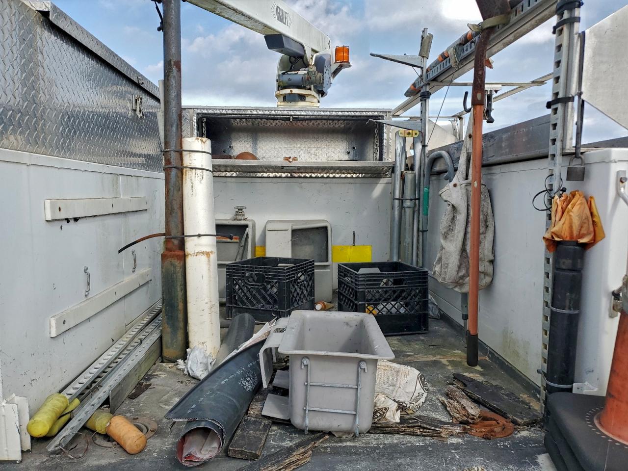 Ford F-450 Super Duty Image 8