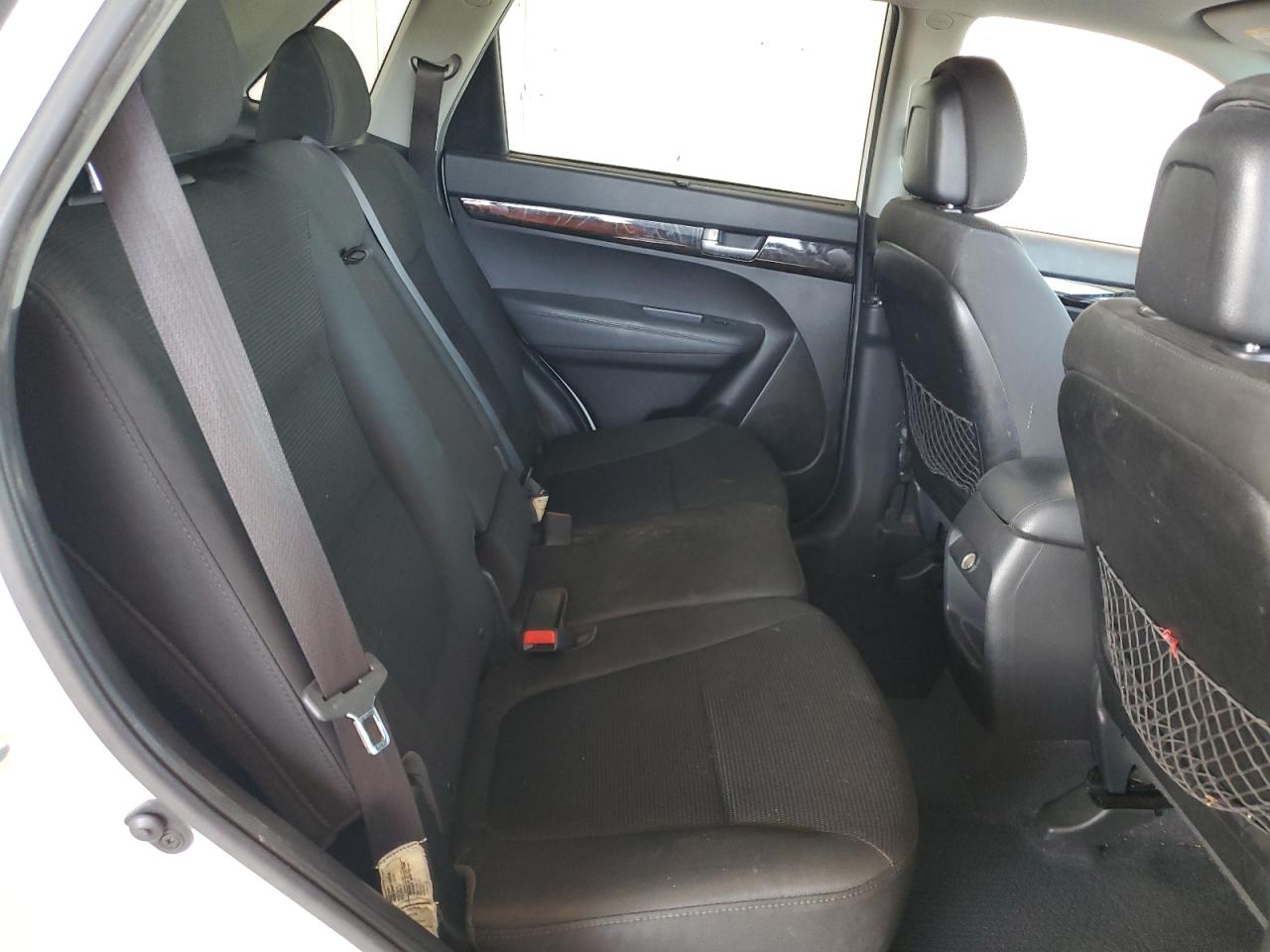 Kia Sorento Lx Image 11