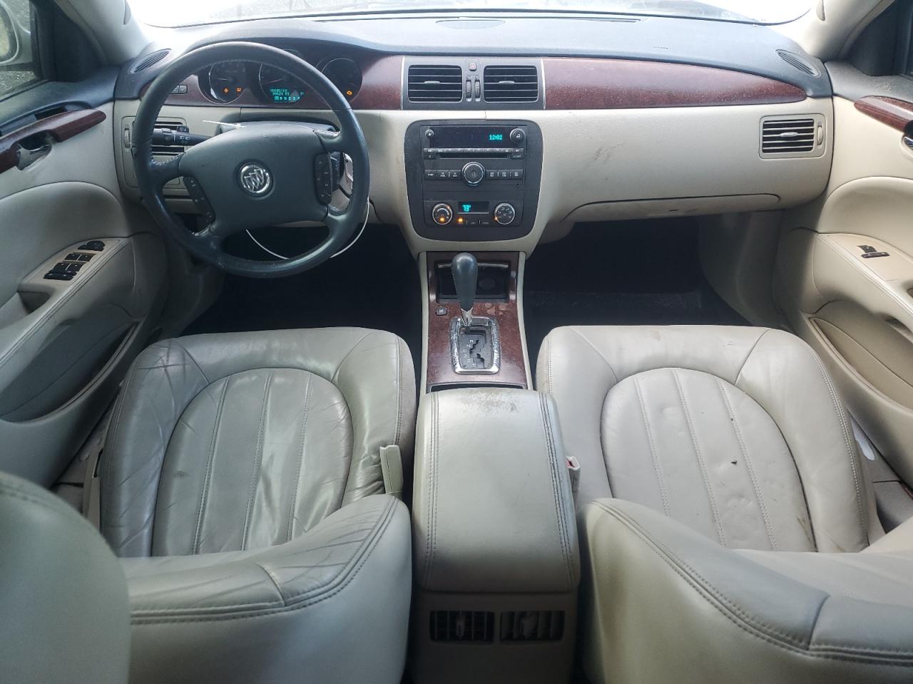 Buick Lucerne Cxl Image 2