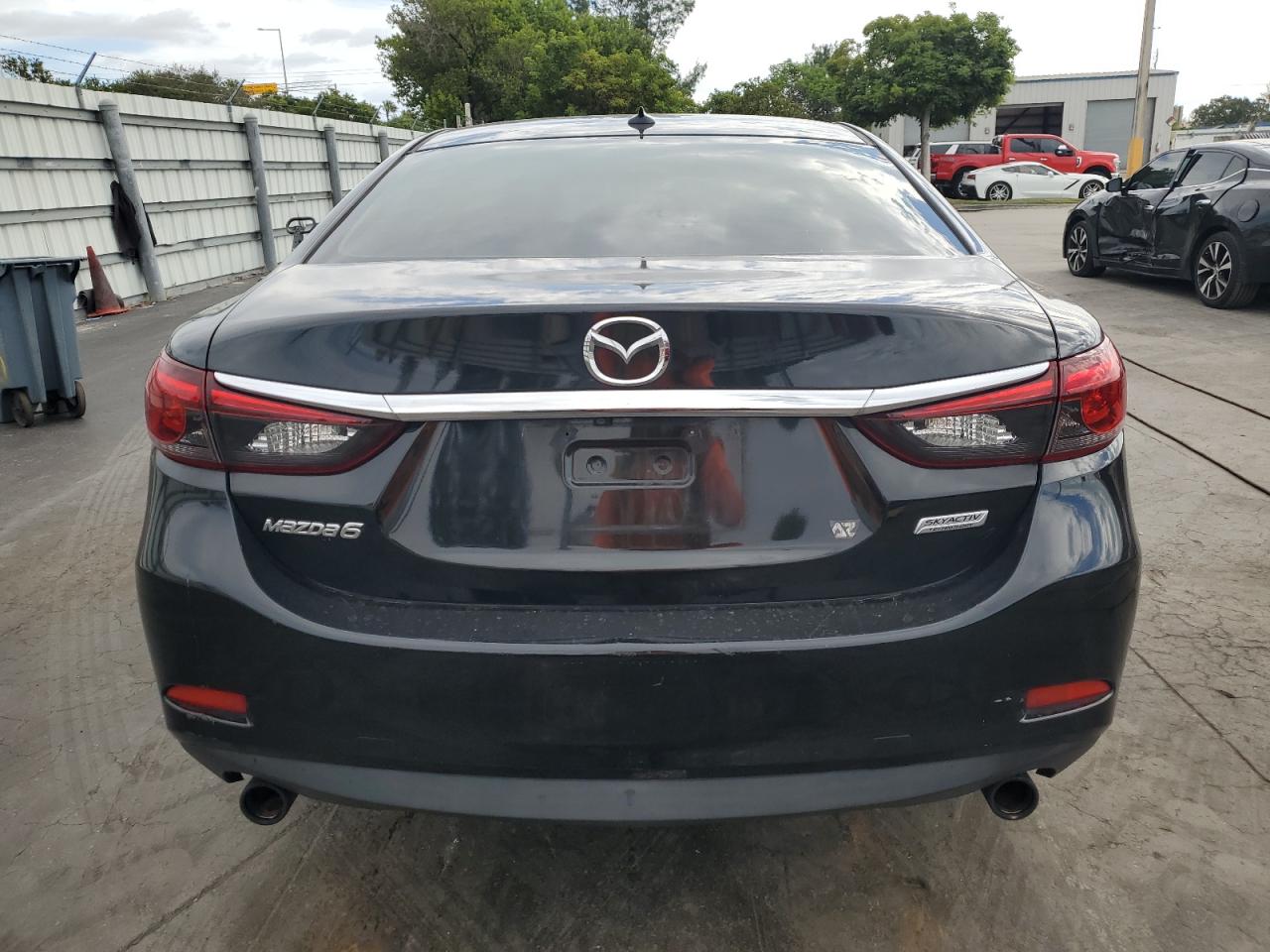 Mazda 6 Grand Touring Image 8