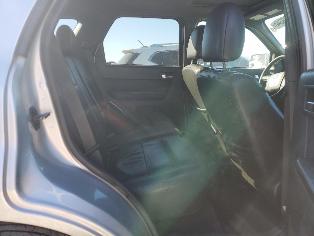 Ford Escape Limited Image 13