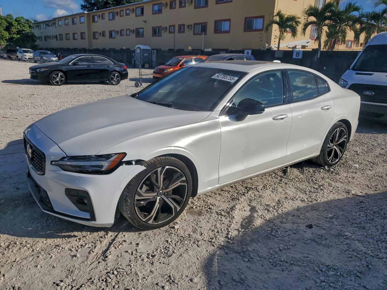 Volvo S60 Plus Plus Image 1