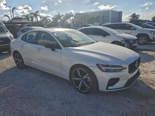 Volvo S60 Plus Plus Image 11