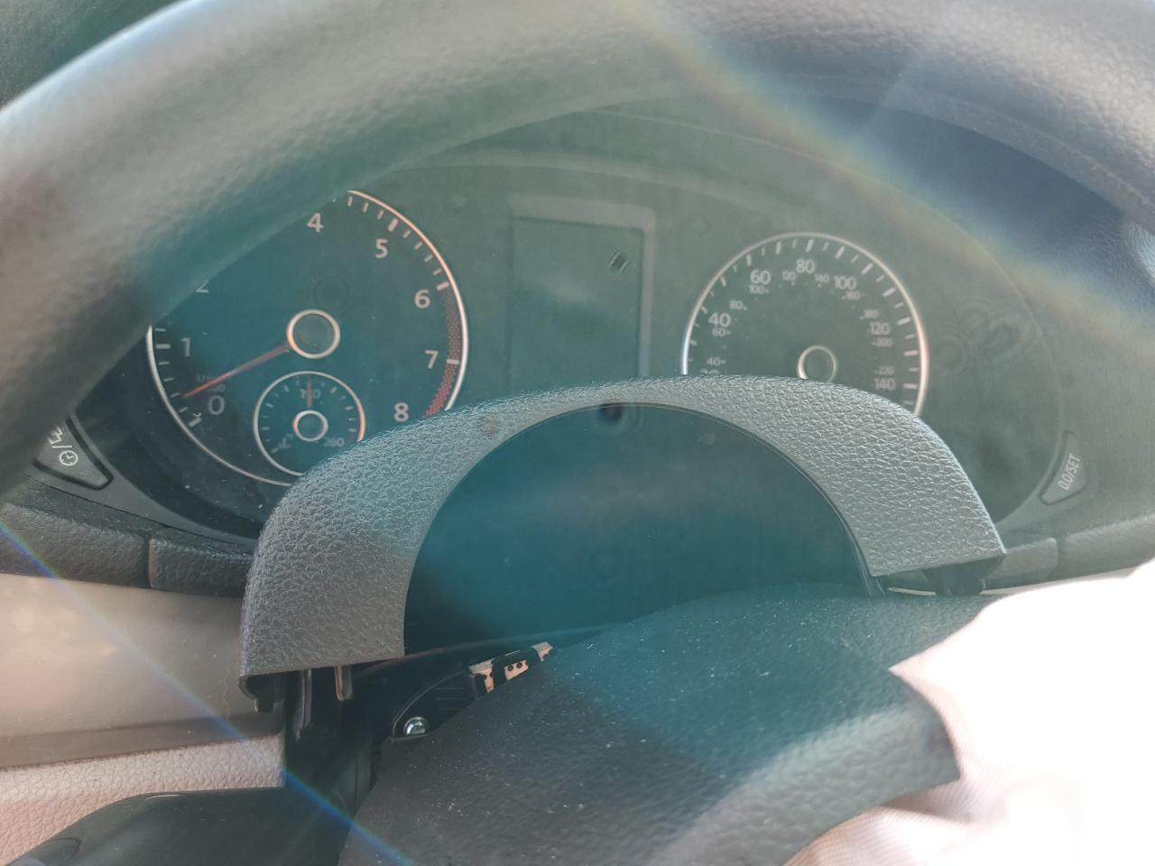 Volkswagen Passat S Image 6