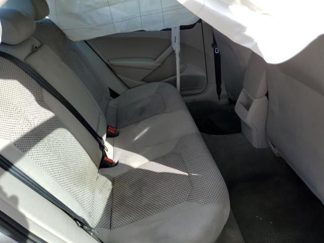 Volkswagen Passat S Image 11