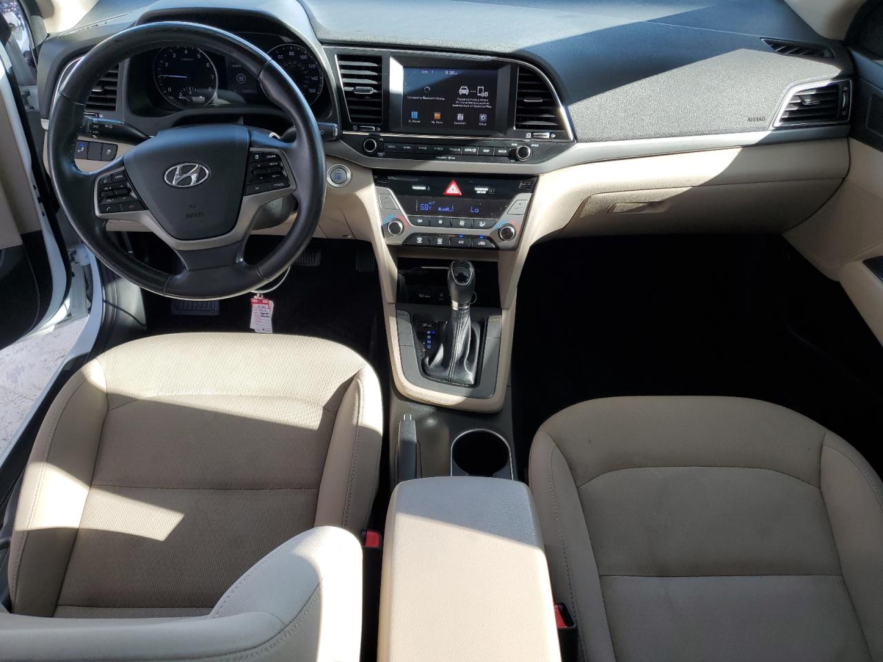 Hyundai ELANTRA Sel Image 5