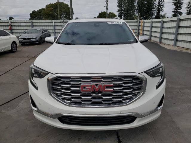 GMC Terrain Denali Image 13