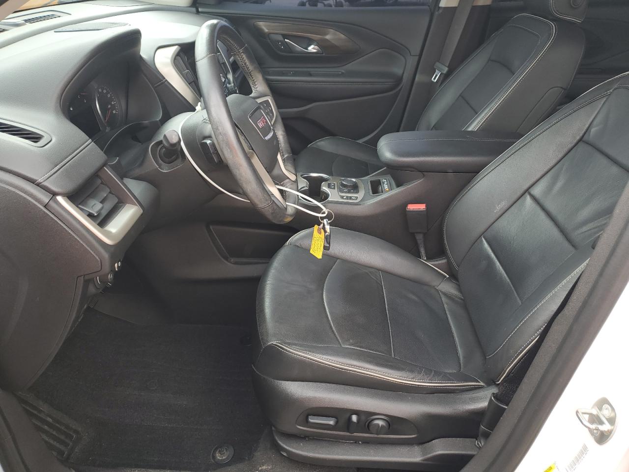 GMC Terrain Denali Image 12