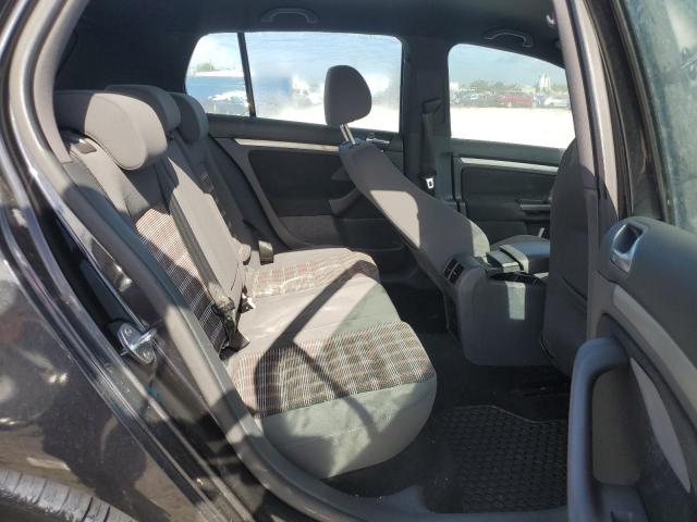 Volkswagen GTI Image 4