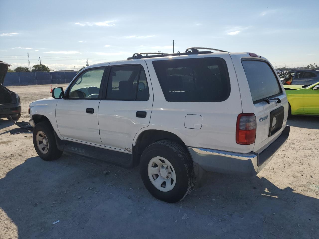 Toyota 4Runner Image 3