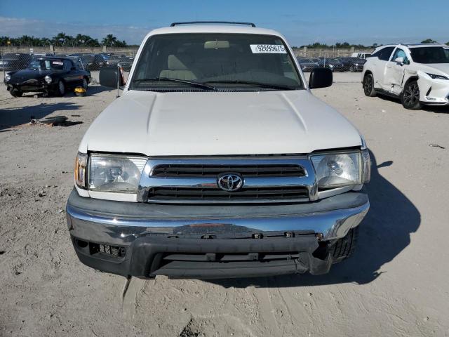Toyota 4Runner Image 4
