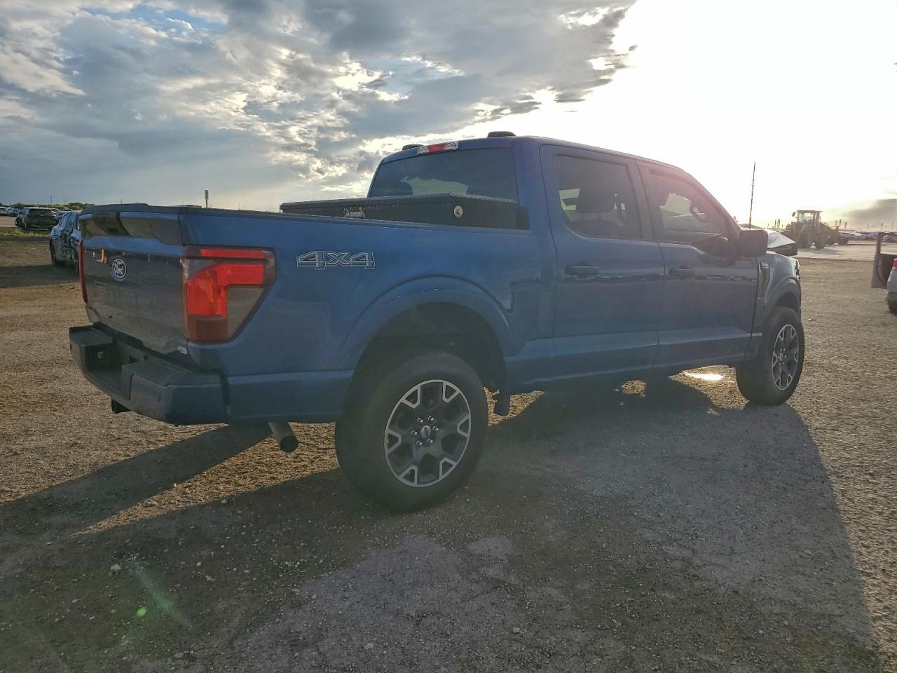 Ford F-150 Stx Image 9