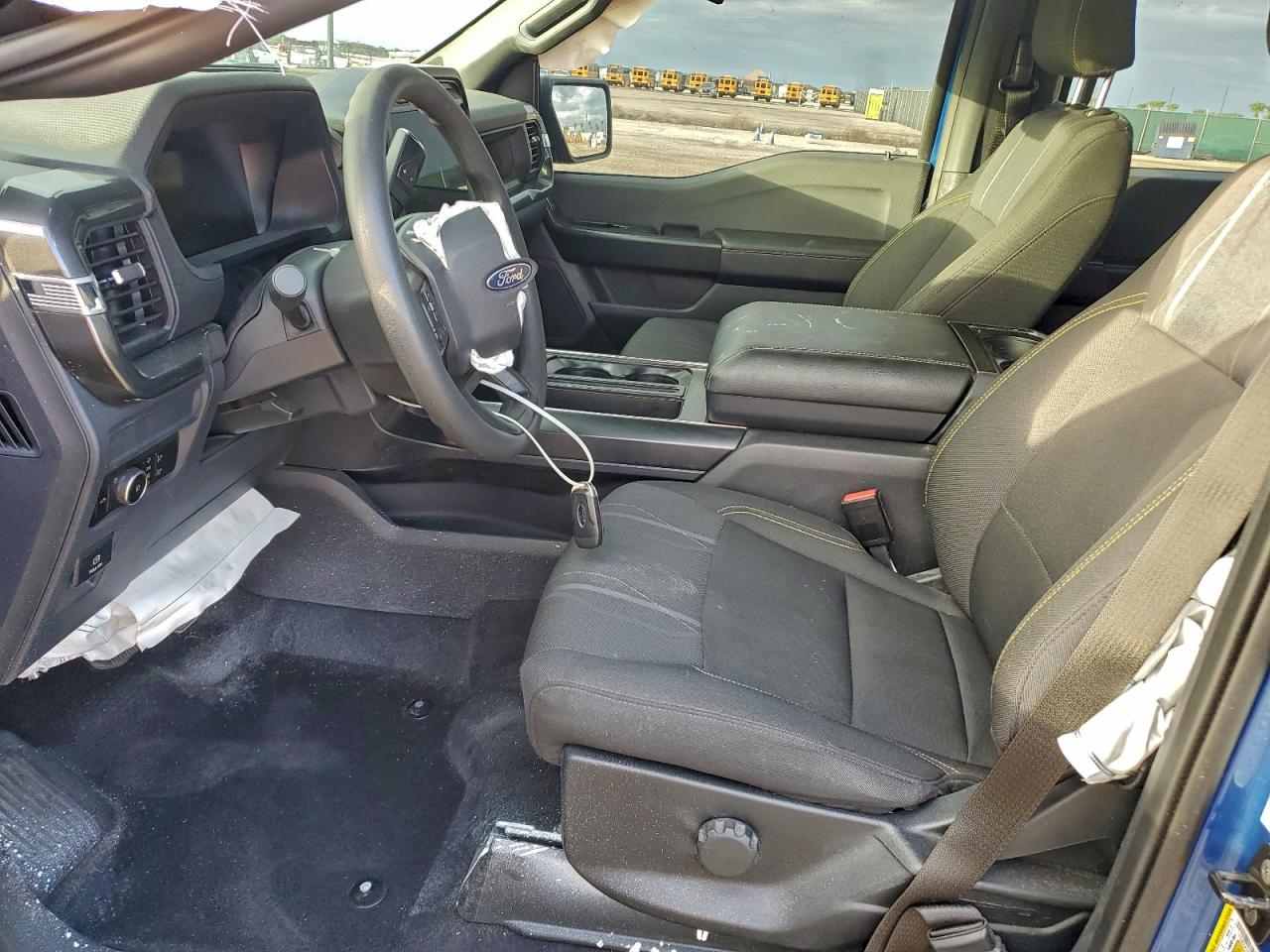 Ford F-150 Stx Image 2