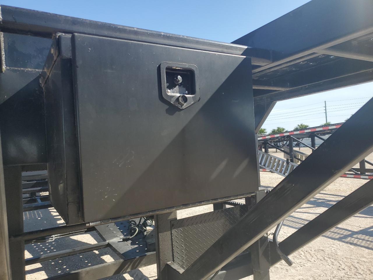 Sunn Trailer Image 7