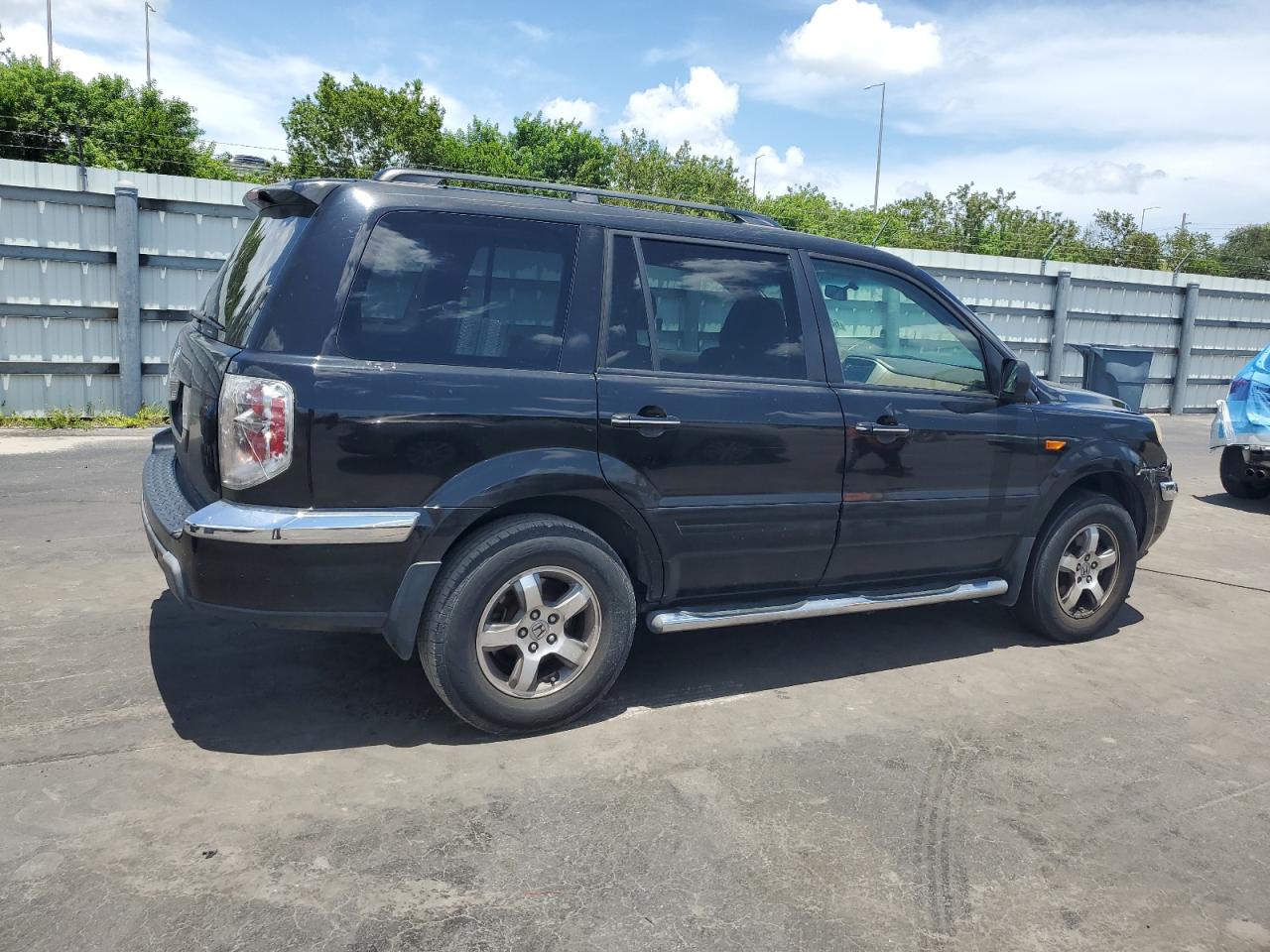 Honda Pilot Ex Image 3