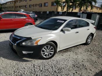  Salvage Nissan Altima