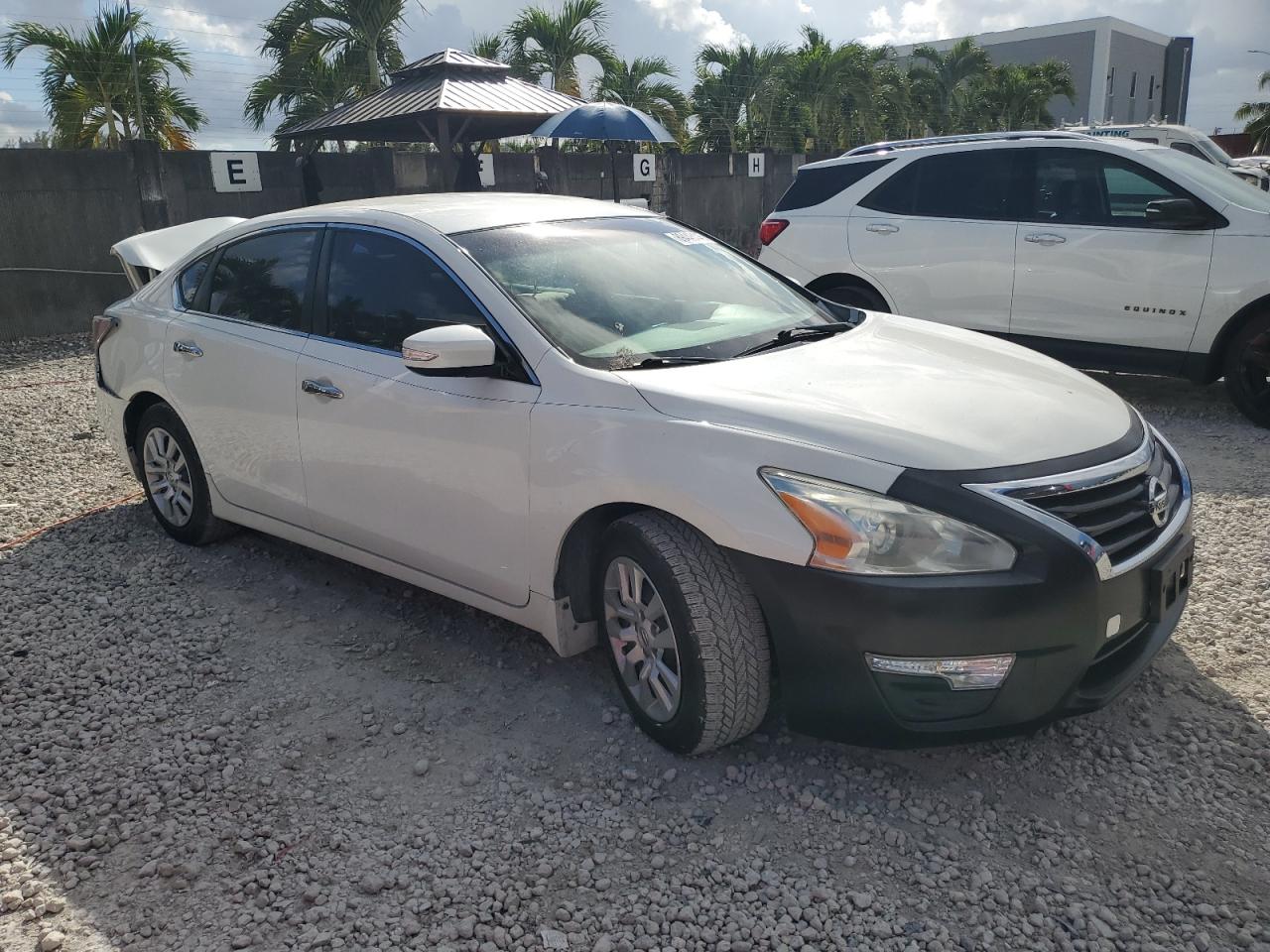 Nissan Altima 2.5 Image 4