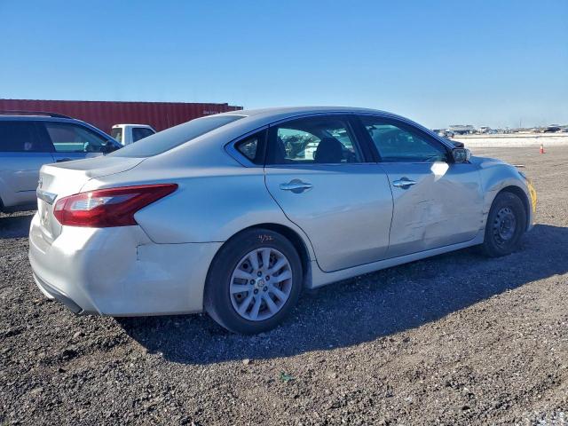 Nissan Altima 2.5 Image 3