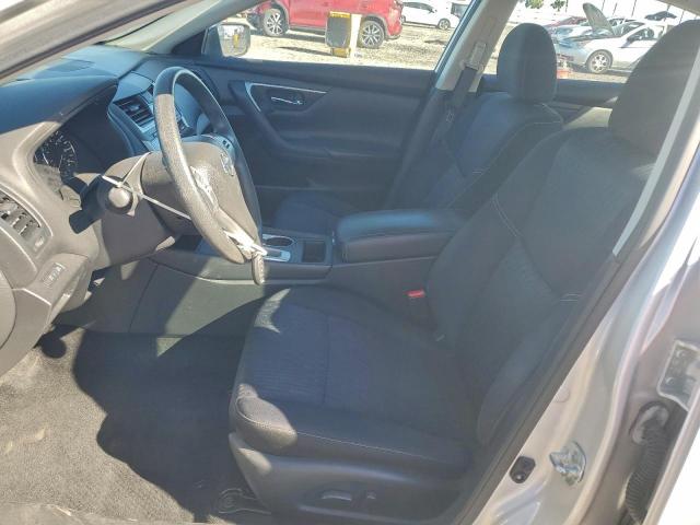 Nissan Altima 2.5 Image 8