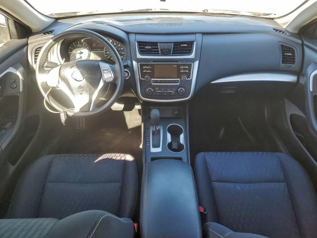 Nissan Altima 2.5 Image 6
