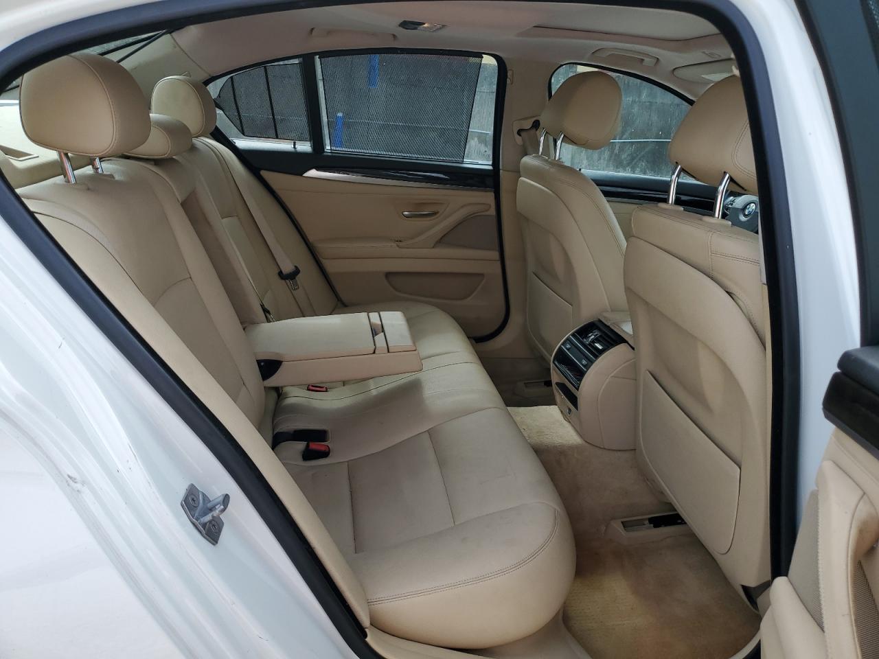 BMW 5 Series I Image 8