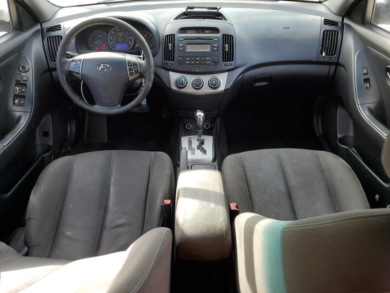 Hyundai ELANTRA Blue Image 11