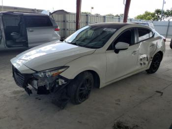  Salvage Mazda 3