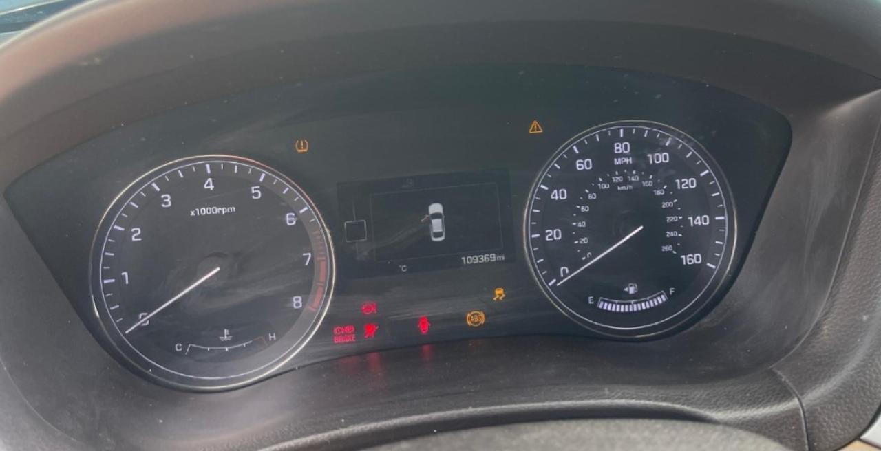 Hyundai Genesis 3.8l Image 3