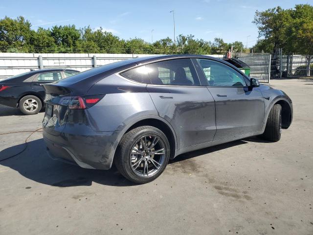 Tesla Model Y Image 13