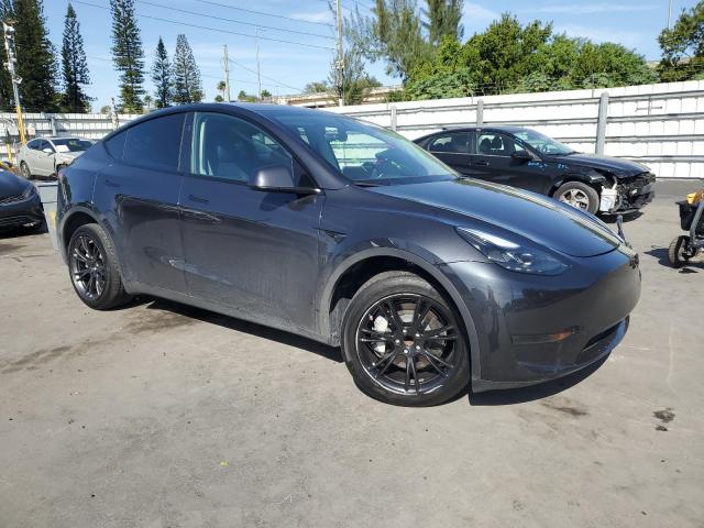 Tesla Model Y Image 4