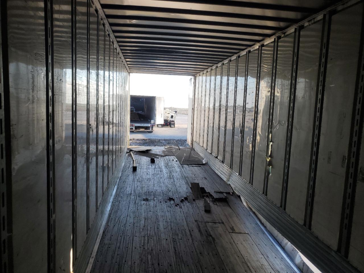 Utility Dry Freight Trailer Image 7