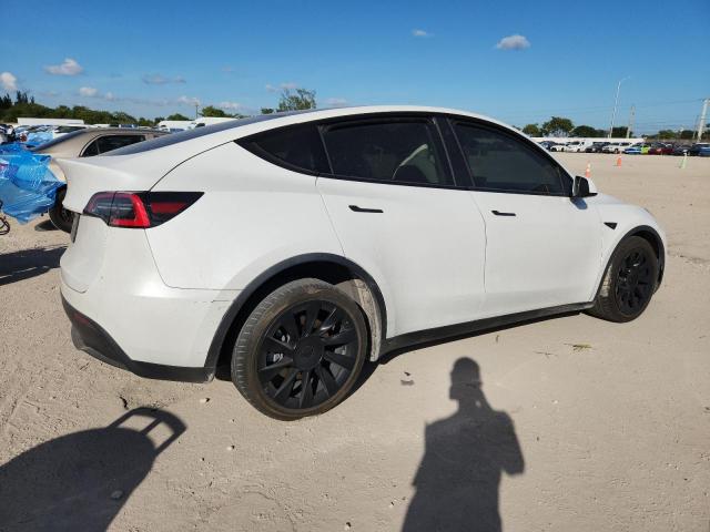 Tesla Model Y Image 5
