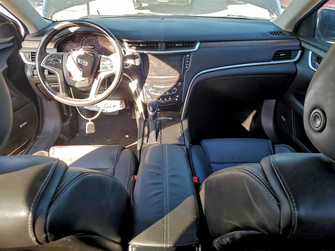 Cadillac XTS Luxury Image 8