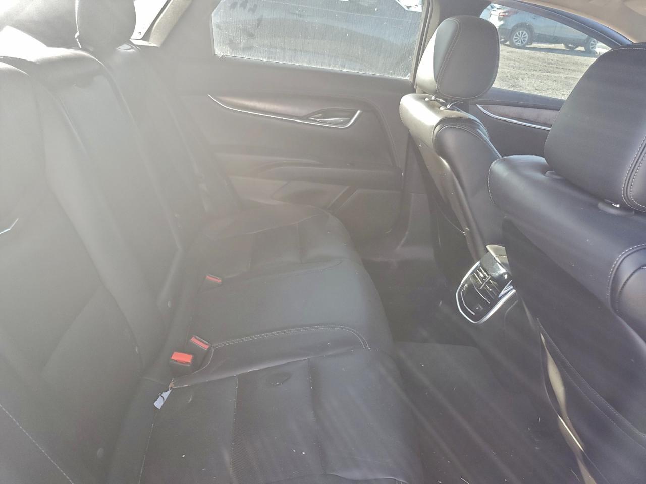 Cadillac XTS Luxury Image 11