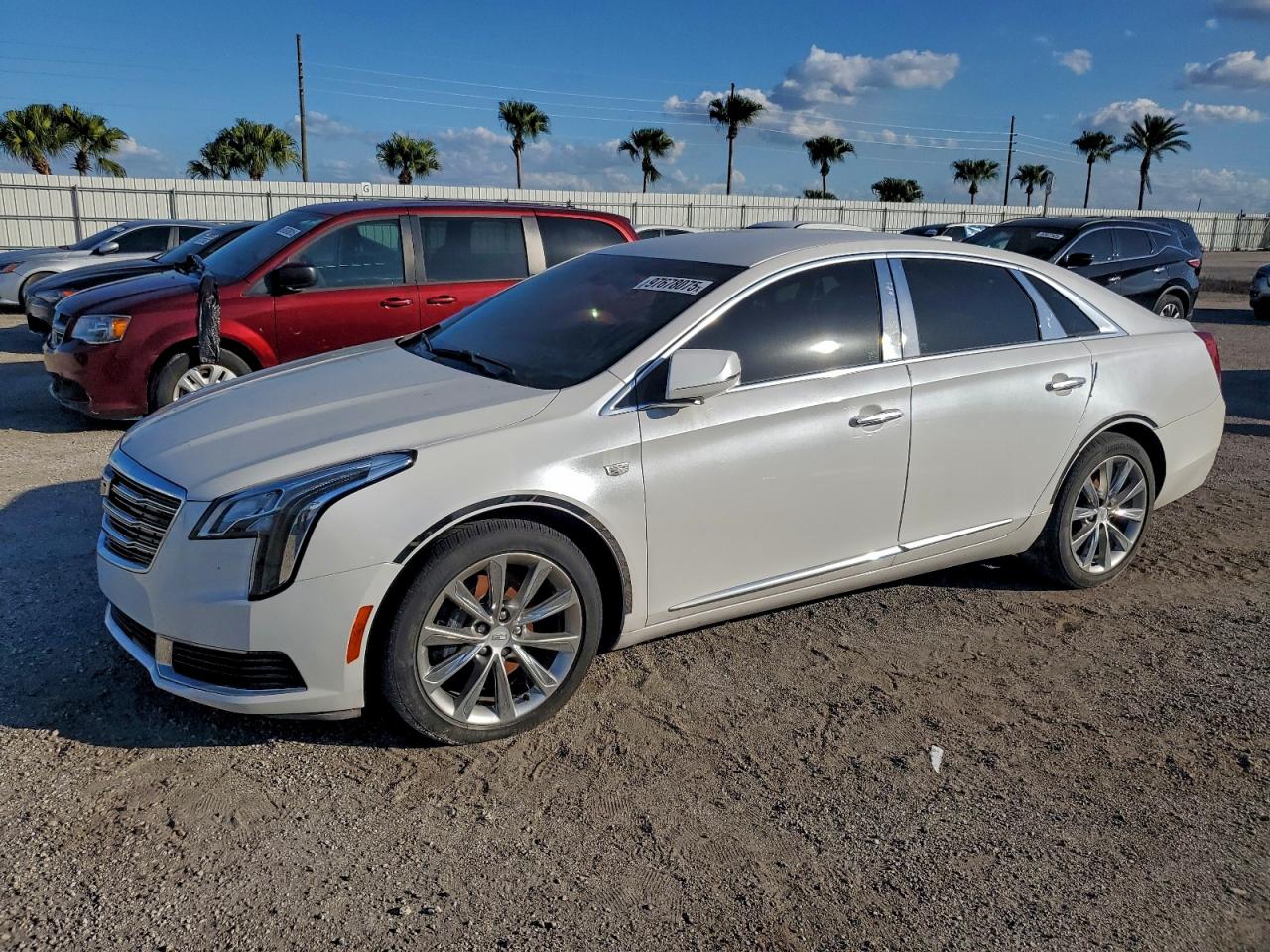 Cadillac XTS Image 1