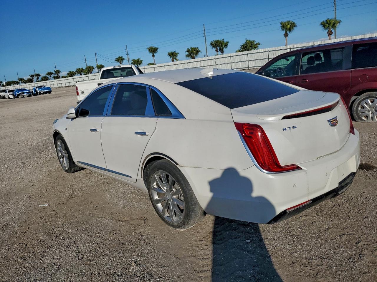 Cadillac XTS Image 3