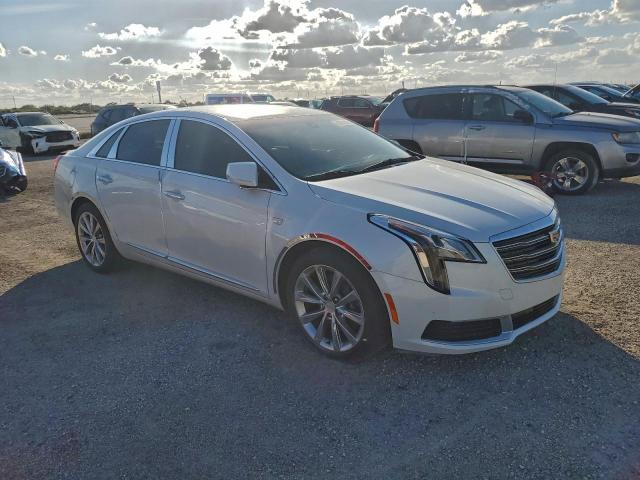 Cadillac XTS Image 4