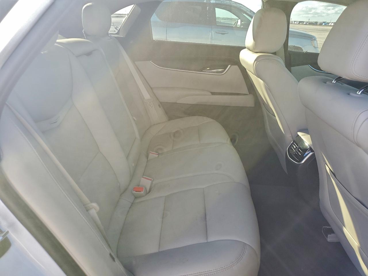 Cadillac XTS Image 11