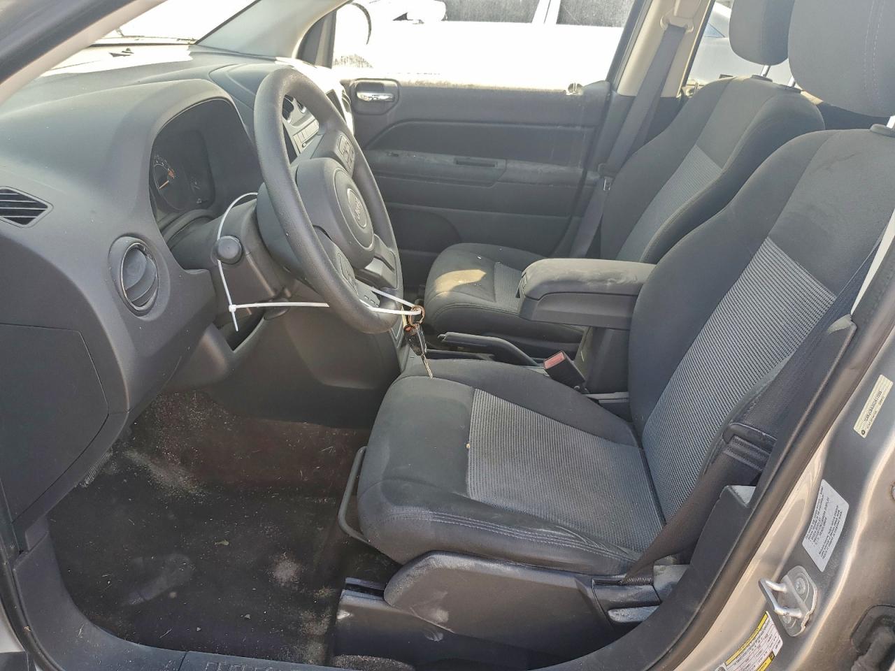 Jeep Compass Sport Image 5