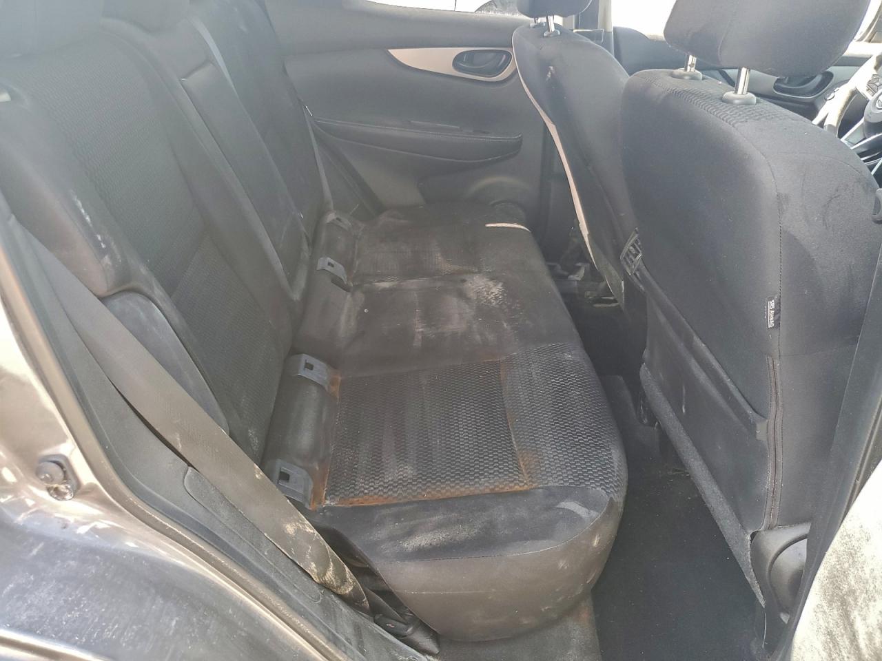 Nissan Rogue S Image 11