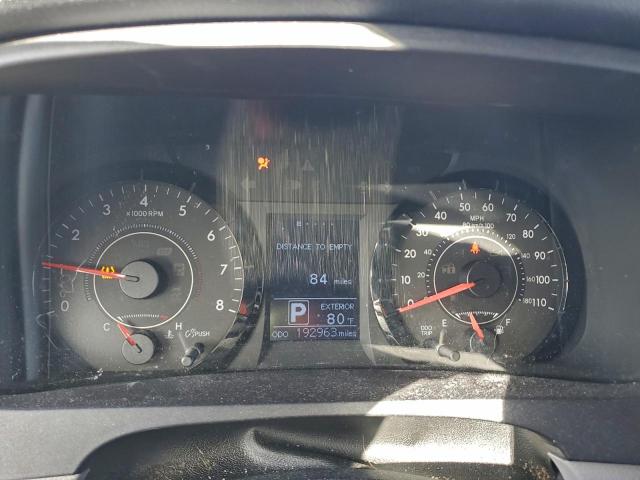 Toyota Sienna Le Image 3