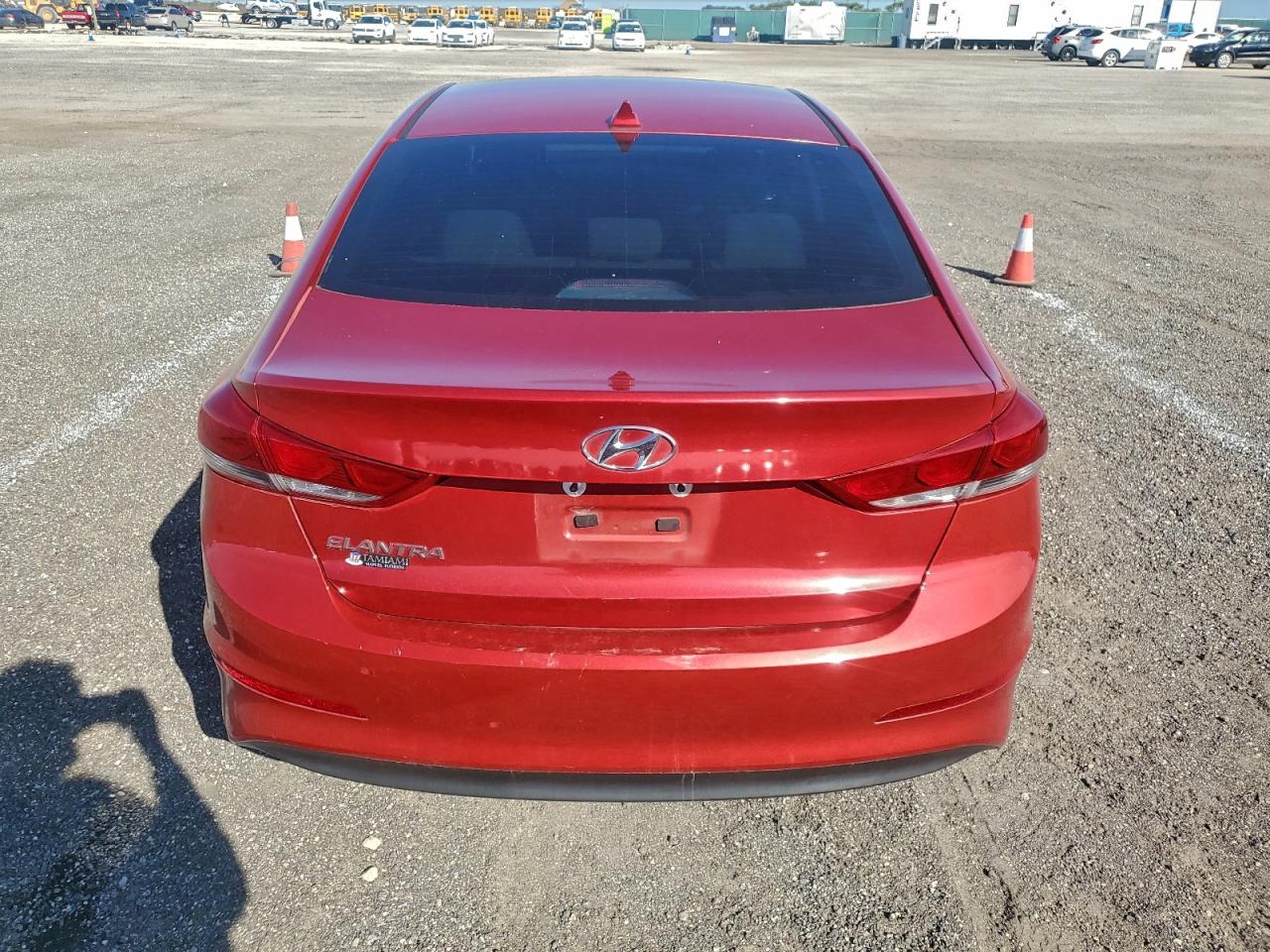 Hyundai ELANTRA Sel Image 7
