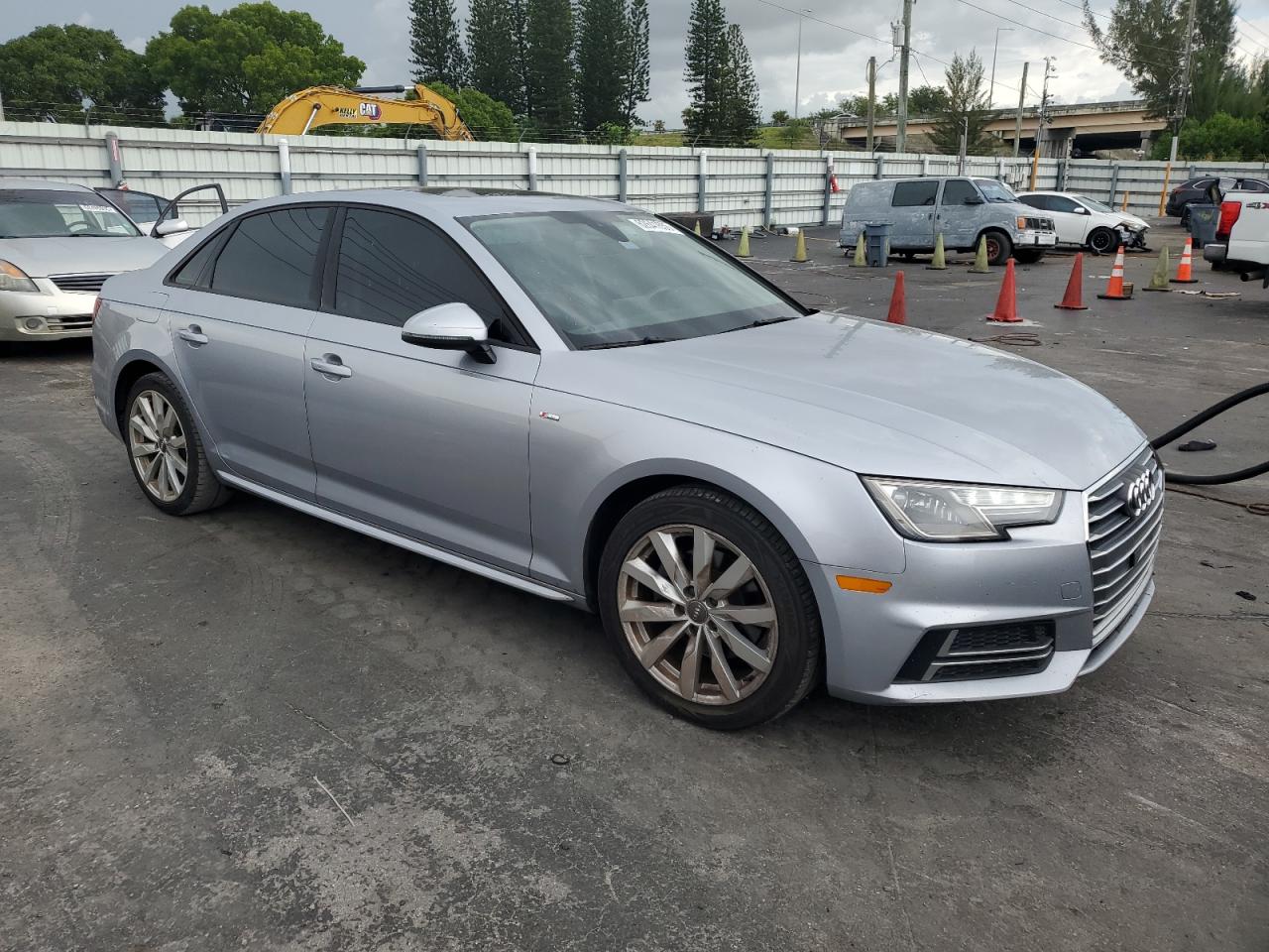 Audi A4 Premium Image 4